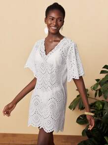 Travachic Rochie mini casual solidă țesută, cu decolteu în V, mânecă scurtă, lejeră, haine de femei de toamnă, haine de toamnă, Paște, ținute de sărbătoare, ținute de plajă pentru femei, ținute de vacanță pentru femei, ținute de concert pentru femei, BOHO, Bohemia, festival de muzică, haine de vacanță tropicală pentru femei, romantică, haine de toamnă, haine de iarnă, haine de Crăciun, bluze pentru ieșiri în oraș, bluze pentru ieșiri în oraș, casual, drăguț. - alb - Vizualizare 5