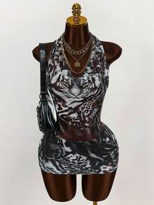 Amplova Enge, rückenfreie Midikleid aus Tigermuster-Mesh mit Kuhltrichter-Ausschnitt und drapiertem Ausschnitt, vielseitiges Design