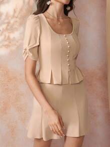 Amorya Set elegante di top corto e gonna da donna di alta gamma, dal design slim fit con colletto quadrato, adatto per l'ufficio, il casual e l'estate