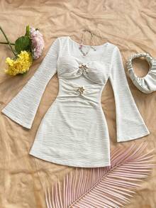 Soleia Đầm ôm sát cơ thể mini hở lưng kim loại kết cấu khóa kim loại thời trang, thích hợp cho kỳ nghỉ, lễ hội âm nhạc, ngày lễ Bohemian - Màu be - Xem 4