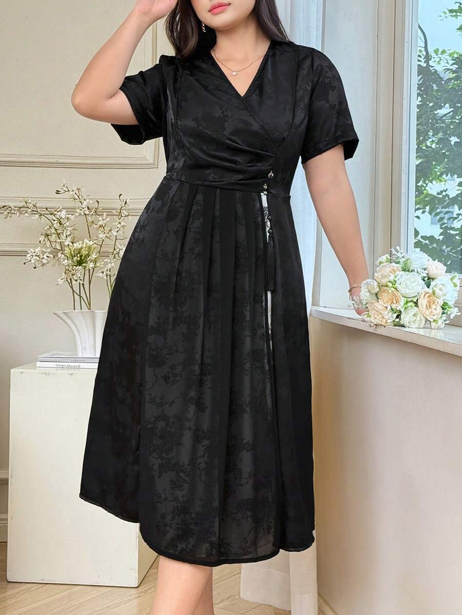 SHEIN Clasi Curvy Plus Size Black Summer Elegant Formal Evening Wedding Guest Dress,New Chinese Style V-Neck Belly-Covering Waist Flowy Party Birthday Outfits - Black - View 1