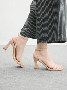 CUCCOO BIZCHIC 女士杏色皱纹漆皮 PU 粗跟方头扣带凉鞋，时尚简约舒适夏季露趾高跟鞋 - 杏色 - 查看 5