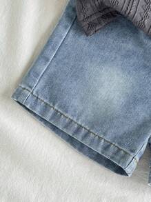 Vintaside Kids 男婴休闲领短袖上衣和时尚水洗牛仔短裤套装，百搭夏季服装，适合日常穿着、家庭露营、外出就餐或购物 - 灰色 - 查看 7