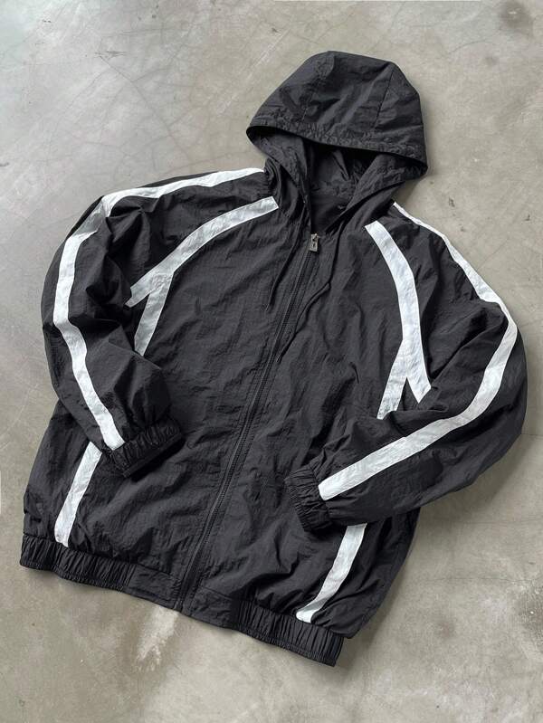 Manfinity Hypemode Men's Casual Contrast Stripe Hooded Jacket, Spring/Autumn