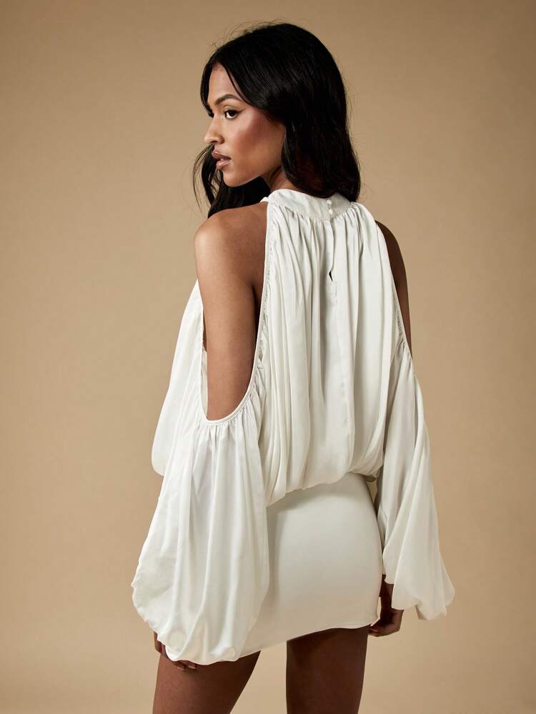 MISSGUIDED Blusa de hombros descubiertos con cuello halter, manga de globo, apropiada para boda, resort, eventos formales, fiestas de noche y salidas nocturnas