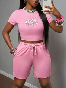 Slaydiva 2025-Bộ đồ thể thao đơn giản, giản dị, cổ tròn, tay ngắn, in logo, màu hồng, phong cách xuân hè mới, áo phông ngắn + quần bốn điểm, màu hồng, đỏ, hoa hồng, bộ đồ hai mảnh - Bộ đồ hai mảnh màu hồng dành cho nữ - Hồng - Xem 3