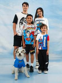 SUPERMAN X SHEIN Camiseta de manga corta de verano para niño con estampado de superhéroe y letra en contraste de color, estilo casual de calle - Multicolor - Ver 3