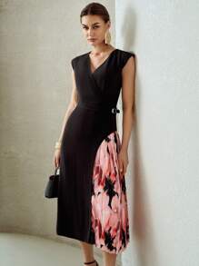 MOTF PREMIUM FLORAL PRINT PLEATED DRESS - Black - View 4