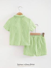 Cozy Pixies Bộ 2 áo cardigan tay ngắn ve trơn cho bé trai và quần short lưng chun - màu xanh lá - Xem 2