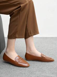 CUCCOO BIZCHIC 女士圆头平底棕色乐福鞋，适合通勤、约会、聚会、休闲穿着 - 棕色 - 查看 3