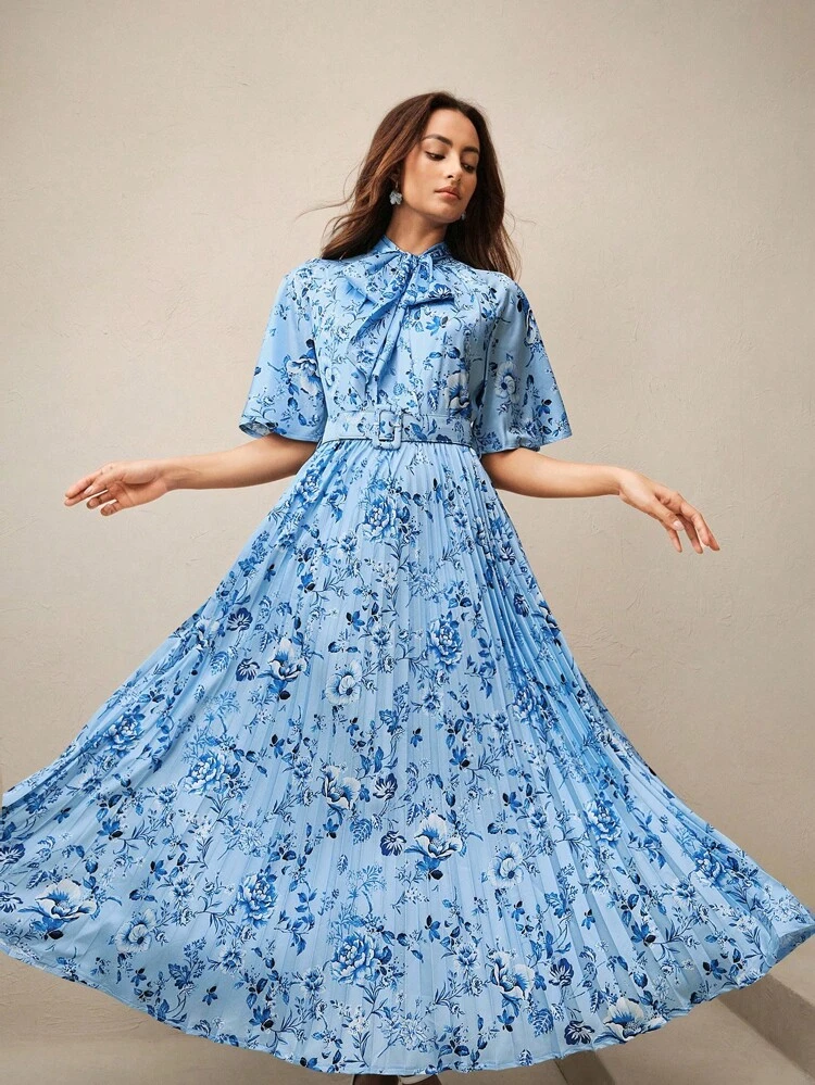 High-Quality New Fashion Blue Ditsy Floral Butterfly Collar Short Sleeve Elastic Waist Swing Dress For Women