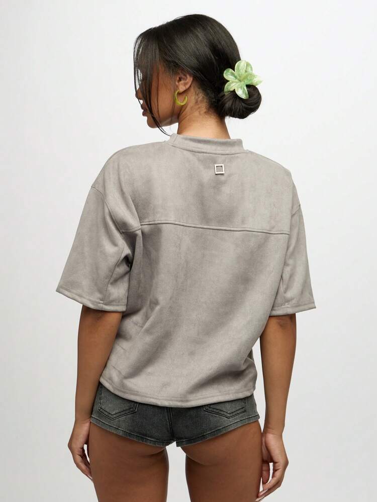 SUMWON WOMEN Boxy Cropped Suedette Number Print Short Sleeves T-Shirt
