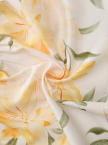 Modelyn Plus Size Women Floral Print Plunging Neck Short Sleeve Fashion Blouse - Multicolor - View 7