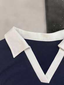 INAWLY 女士撞色翻领骑士图案印花短袖T恤和短裤休闲套装夏季 - 藏蓝色 - 查看 4