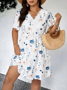 SHEIN Frenchy Vestido maxi de flores para vacaciones para mujer de talla grande con cuello en V, encaje, parches, textura, calado, estampado floral, vestido amplio, nueva llegada primavera/verano, uso diario y de oficina, estampado floral, tela de punto, elástico y alta tolerancia
