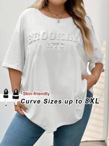 SHEIN CURVE+ Plus Size Women's Brooklyn Letter Embossed Black T-Shirt Curve Graphic Tshirt Plus Size Graphic Tees Oversized Graphic Tee Curvy Shirts Plus Size T Shirts Oversized T-Shirt Women Brooklyn Graphic Tee - White - View 3