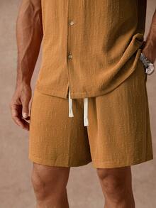 Manfinity Homme Men's Mustard Yellow Summer Casual Vacation Holiday Linen Short Set,Solid Color Cut-Out Flower Craft Single-Breasted Short Sleeve Shirt And Shorts - Yellow - View 5