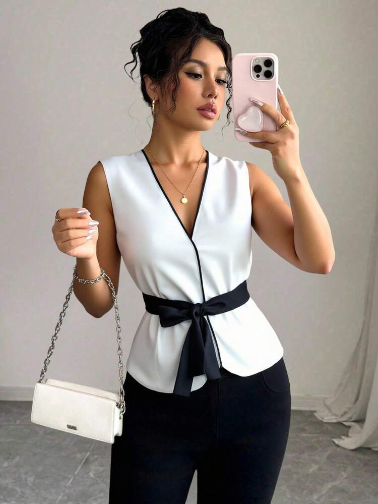 Women's Contrast Trim V-Neck Tie Waist Sleeveless Blouse