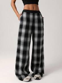 SHEIN ICON Pantalones casuales de estilo básico para mujer con patchwork de cuadros en blanco y negro de cintura baja y pierna acampanada
