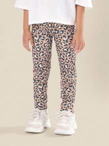 SUMWON Conjunto de remera corta con logo de mariposa y leggings con estampado animal - Conjunto casual para niñas de dos piezas para usar en otoño, invierno y primavera - Multicolor - Ver 4