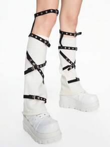 ROMWE Grunge Punk زوج من أحذية سادة بيضاء بطراز متمرد، جوارب طويلة منسوجة مع تشكيل من أحزمة جلد اصطناعي، مناسبة للاستخدام اليومي وحفلات العطلات، مزينة بحزام وبرشام للحزام - متعدد الألوان - مشاهدة 3