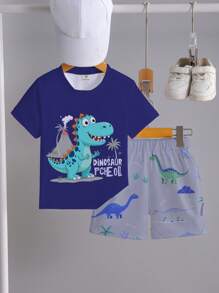 SHEIN Playful Pals 1 套男婴卡通恐龙和火山印花 T 恤和恐龙图案短裤套装，休闲夏季服装