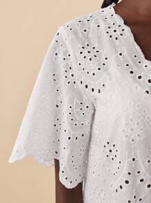 Travachic Rochie mini casual solidă țesută, cu decolteu în V, mânecă scurtă, lejeră, haine de femei de toamnă, haine de toamnă, Paște, ținute de sărbătoare, ținute de plajă pentru femei, ținute de vacanță pentru femei, ținute de concert pentru femei, BOHO, Bohemia, festival de muzică, haine de vacanță tropicală pentru femei, romantică, haine de toamnă, haine de iarnă, haine de Crăciun, bluze pentru ieșiri în oraș, bluze pentru ieșiri în oraș, casual, drăguț. - alb - Vizualizare 7