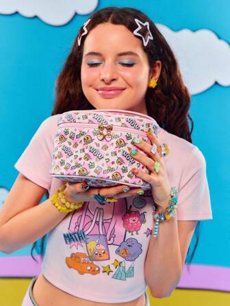 Adventure Time X ROMWE Bolsa de cosméticos portátil de gran capacidad con estampado todo sobre y tapa abatible