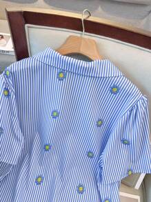 SHEIN LUNE Áo sơ mi kẻ sọc hoa giản dị mùa hè cỡ lớn cho nữ - Màu xanh lam - Xem 6