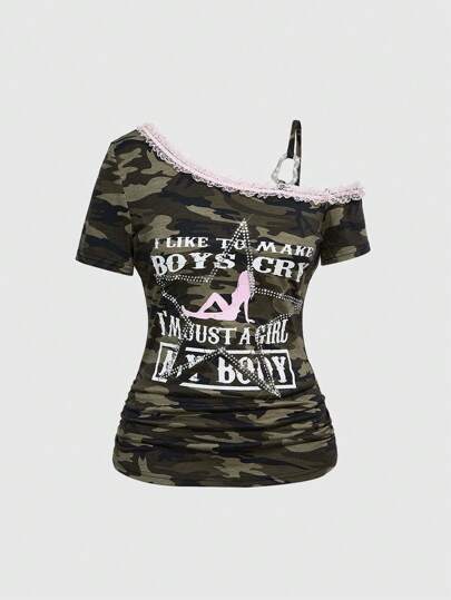 J-Fashion Maglietta sexy con spalle oblique, stampa di figura di ragazza chic in stile Y2K, con strass e mimetismo