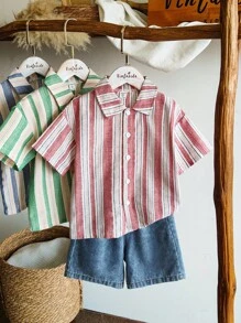 SHEIN 小男孩春夏翻领休闲条纹短袖衬衫和时尚百搭水洗牛仔短裤套装