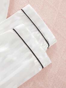 2 件女童银条纹白色编织面料柔软平绒蝴蝶结前部装饰短袖上衣和裤子优雅家居服套装，时尚舒适 - 白色 - 查看 6