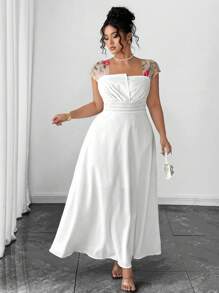 Elenzga Plus Size Ruched Elegant Vacation Beach Romantic Date Sleeveless Embroidered Patchwork Dress - White - View 6