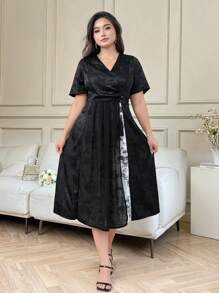 SHEIN Clasi Curvy Plus Size Black Summer Elegant Formal Evening Wedding Guest Dress,New Chinese Style V-Neck Belly-Covering Waist Flowy Party Birthday Outfits - Black - View 3