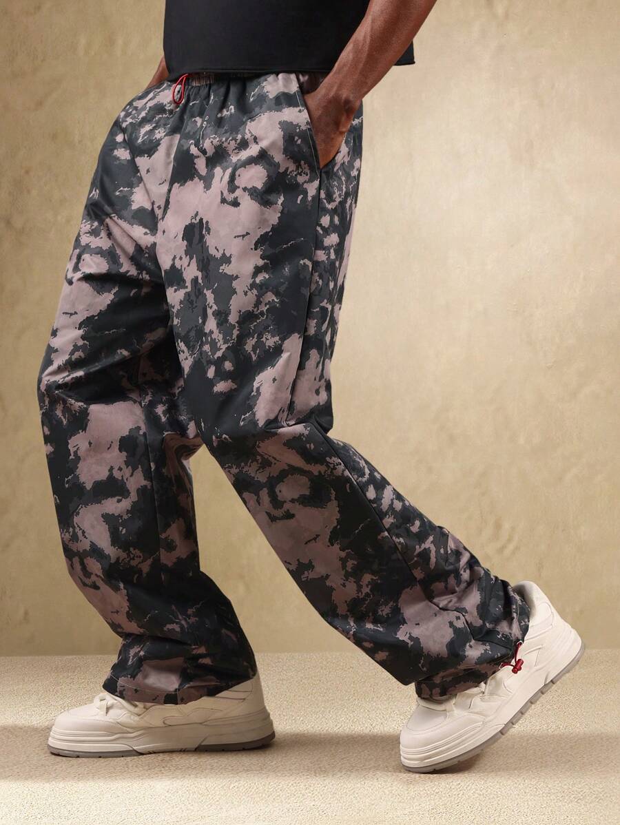 SUMWON 降落伞抽象印花阔腿抽绳裤舒适节日街头家居服休闲时尚个性长裤 - 彩色 - 查看 1