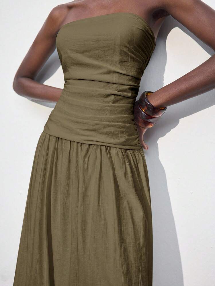 SHEIN Maija Women's Adjustable Spaghetti Strap Dress With Ruched Full Body, Low Waist Design, A-Line Hem, Comfortable And Soft, Suitable For Beach, Vacation, Boho Style, Summer