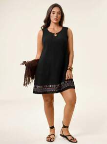 SHEIN LUNE 加大码无袖圆领简约时尚连衣裙，适合夏季女士夏季连衣裙