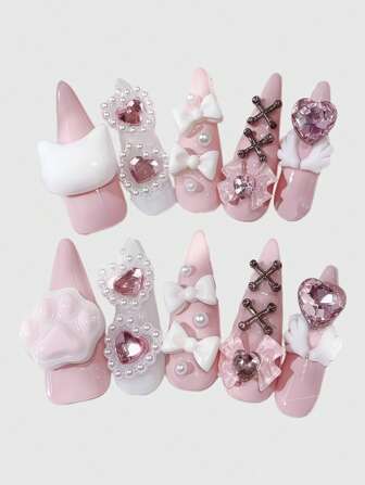 Kawaii Set di unghie finte con artigli di gatto carini, cuori romantici, fiocchi in stile ballerina, ali bianche e croce in metallo rosa, per un'usura casual e da tutti i giorni da ragazza moe e per appuntamenti