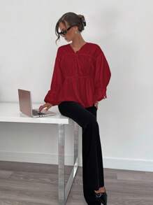 Siren Gaze 女式新款褶饰V领长袖衬衫，白色 - 酒紅色 - 查看 4