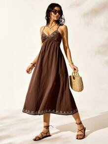 Easelle 女式夏季度假风格佩斯利刺绣一脚蹬口袋吊带连衣裙 - 棕色 - 查看 2