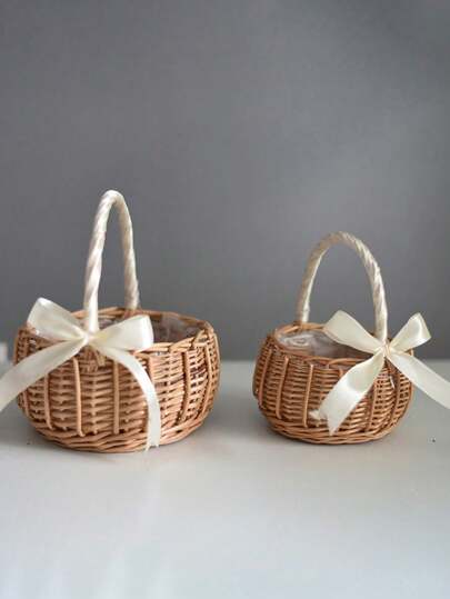 1pc Woven Hand-Held Flower Basket Rattan Storage Basket With Bow Practical Woven Wicker Flower Basket For Birthday Party