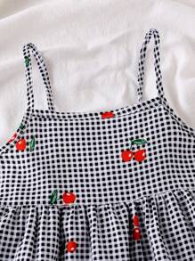 SHEIN Vintaside Kids Conjunto de 2 piezas de camisola y pantalones cortos con estampado de cereza a cuadros en negro y blanco para niña, transpirable y cómodo para el verano