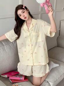 DAZY Women Bow Pattern Allover Print T-Shirt And Shorts Pajama Set