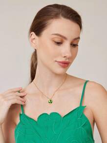 MOTF PREMIUM MẶT DÂY CHUYỀN TRANG TRÍ HÌNH TRÁI TIM VÀ HOA DẦU MÀU VÀNG - Màu xanh lá cây đậm - Xem 5