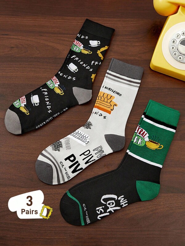 FRIENDS X SHEIN 3 pares de calcetines informales tipo media hasta el tobillo, suaves y transpirables, con diseños de dibujos animados, de color gris y negro de moda, con dedos y talones reforzados para mayor durabilidad, unisex para hombres y mujeres, aptos para todas las estaciones y a juego con cualquier atuendo