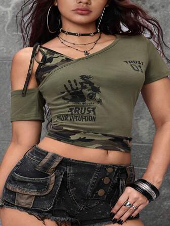 Grunge Punk Y2K Grunge Retro Eye & Letter Print Camo Splice Oblique Shoulder Plus Size Women T-Shirt Tops