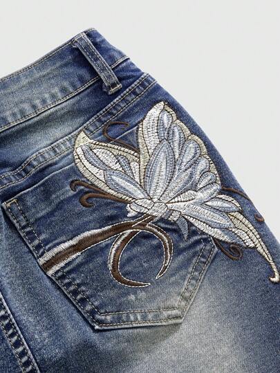 Plus Size Vintage Y2K Butterfly Embroidered Sexy Mini Skirt,Back To School