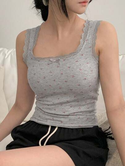 DAZY Sweet Floral Allover Print Lace Trim Camisole Top With Built-In Padding