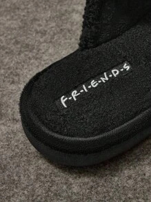 FRIENDS X SHEIN Pantuflas mullidas bordadas con taza de café Central Perk para mujer, suaves y cómodas para el hogar, la sala de estar, el dormitorio, regalos