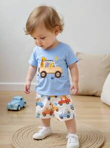 SHEIN Playful Pals Conjunto de bebé y niño pequeño de top de manga corta con estampado de animales y carros lindos, y shorts estampados, adecuado para salidas y uso diario en primavera/verano
